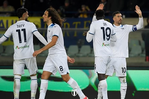 لاتسيو يعبر هيلاس فيرونا بثلاثية في الدوري الإيطالي